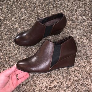 Vionic Brown Wedge Shoes